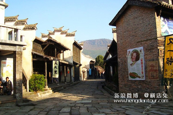 配图照片为广香街景区，致横国的朋友：旅途中最美的风景是文明-横店影视城旅游攻略网